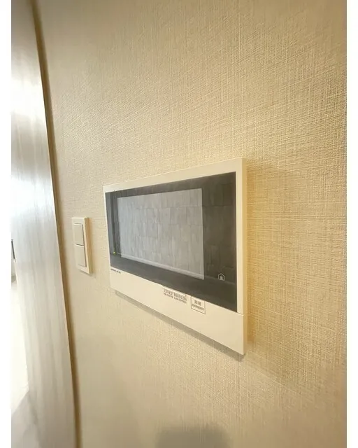 Comforia Liv Minamisunamachi East - Interior - ["Display device"]