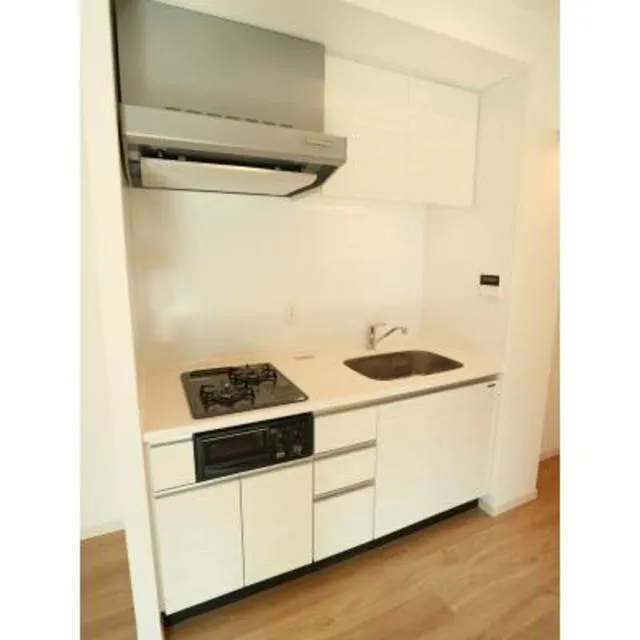 Court Luxuria Ningyocho - Interior - ["Cabinetry", "Building", "Countertop"]