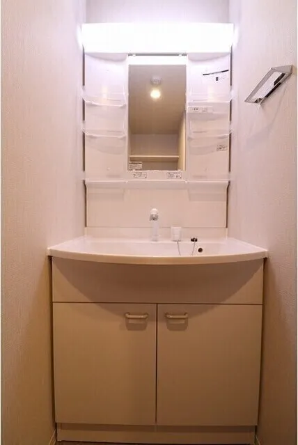 Comforia Liv Ryogoku East - Interior - ["Plumbing fixture", "Bathroom Sink", "Bathroom cabinet"]