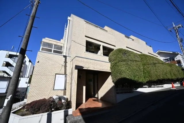 City Plaza Wakabayashi - Exterior - ["Urban design", "Apartment", "Overhead power line"]