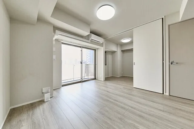 Prime Bliss Shinagawa Nakanobu - Interior - ["Flooring", "Ceiling", "Floor"]