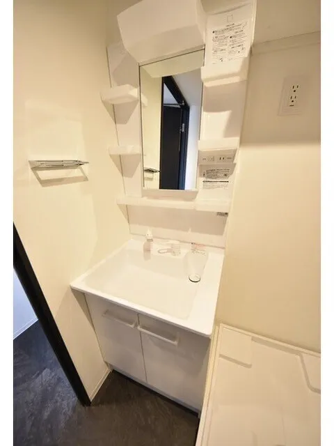 Grand Paseo Nakameguro II - Interior - ["Floor", "Plumbing fixture", "Plumbing"]