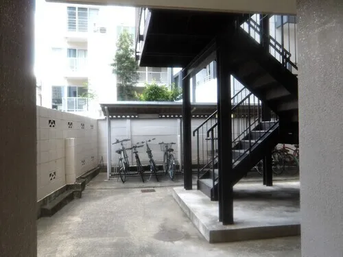 Vivre Nishiike - Exterior - ["Floor", "Apartment", "Daylighting"]
