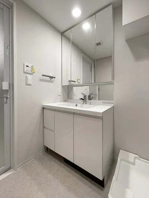 HF Kitasenju Residence - Interior - ["Flooring", "Plumbing fixture", "Interior design"]