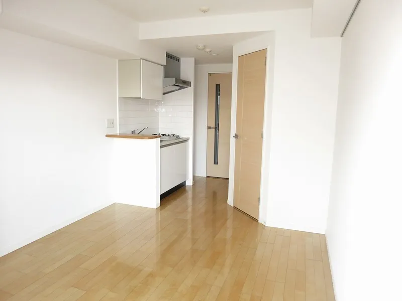 Esty Maison Oshima - Interior - ["Flooring", "Wall", "Floor"]