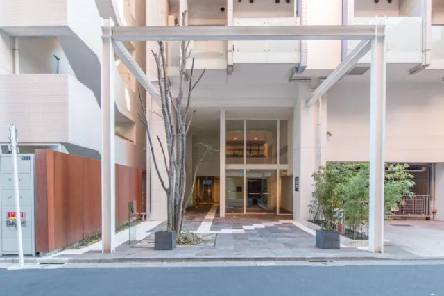 Castalia Azabujuban Ⅱ  - Exterior - ["Plant", "Building", "Fixture"]