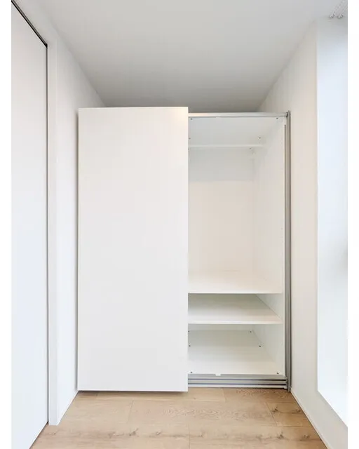 CLK Higashijujo - Interior - ["Wood", "Flooring", "Floor"]