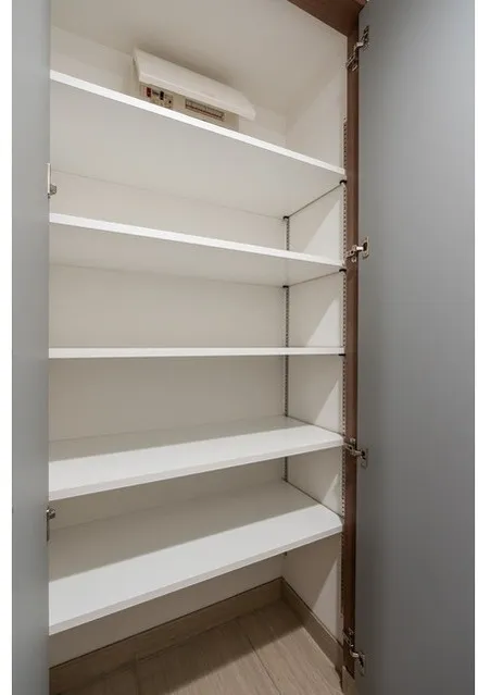BPR Residence Nerima Fujimidai - Interior - ["Shelf", "Shelving", "Wood"]