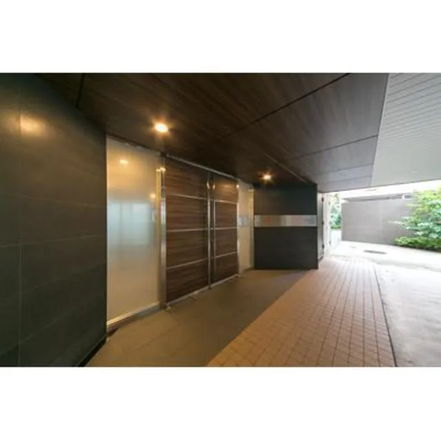 The Magnolia Garden Ebisu - Exterior - Building entrance