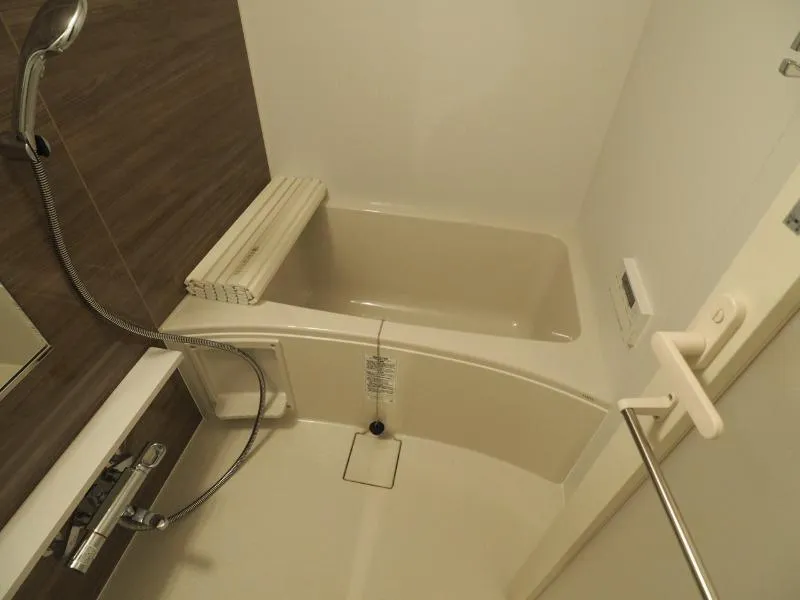 One Roof Residence Ueno Okachimachi - Interior - ["Plumbing fixture", "Tap", "Wood"]