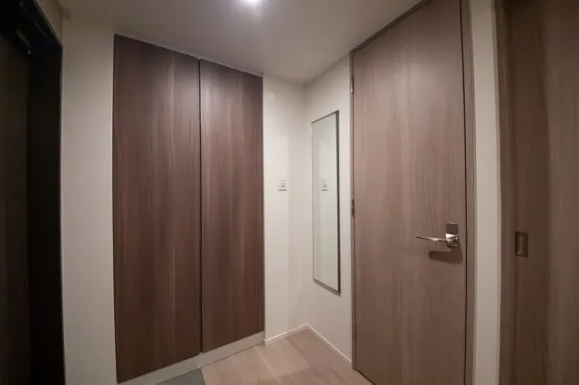 Proud Flat Tsukishima Avenue - Interior - ["Property", "Building", "Door"]