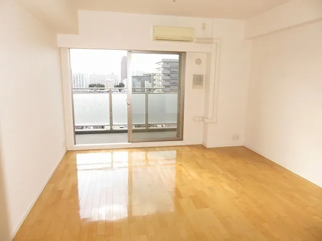 Esty Maison Oshima - Interior - ["Flooring", "Floor", "Wood flooring"]