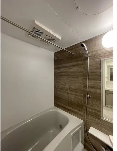 Due Oku - Interior - ["Wood", "Flooring", "Interior design"]