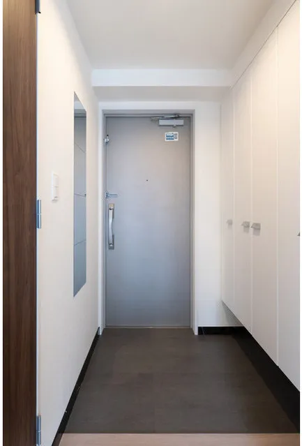 LaSante Gotanda - Interior - ["Flooring", "Wall", "Floor"]