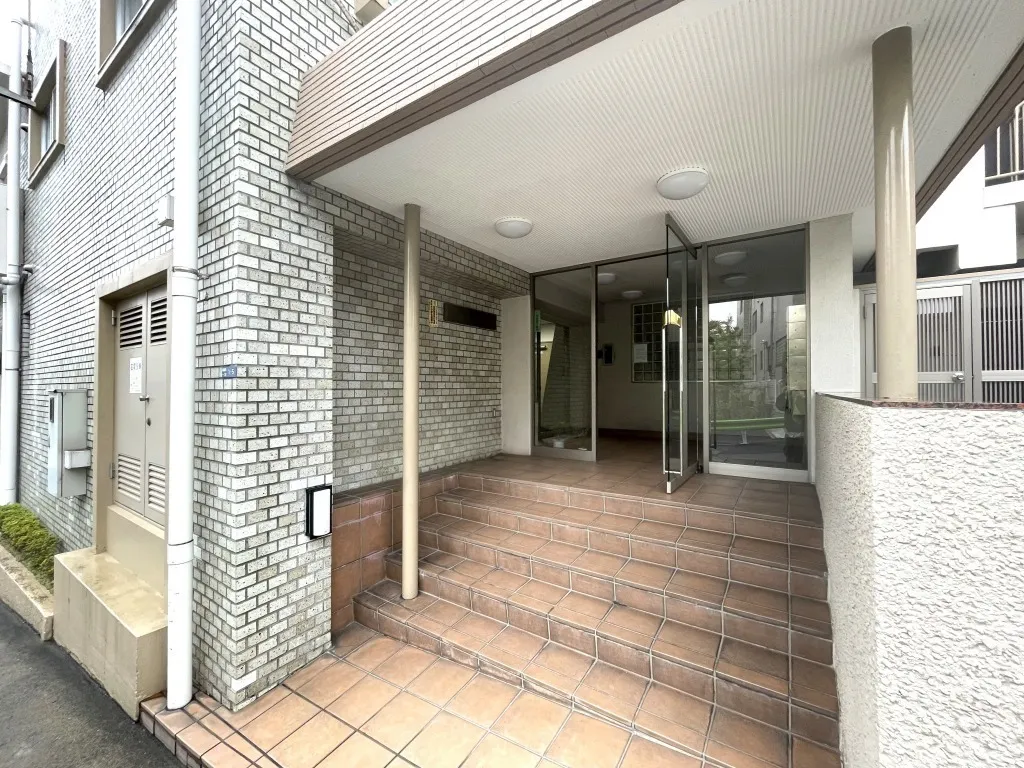 Highness Minamiazabu 1st floor