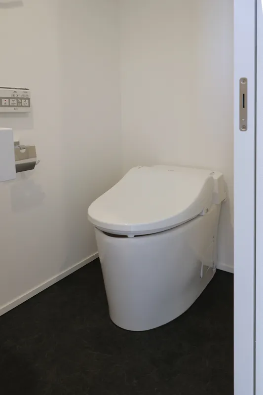Fullea Kagurazaka - Interior - ["Plumbing fixture", "Toilet seat", "Plumbing"]