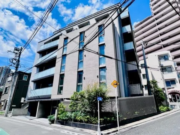 Foresity Bunkyo Myogadani - Exterior - ["Plant", "Building", "Cloud"]