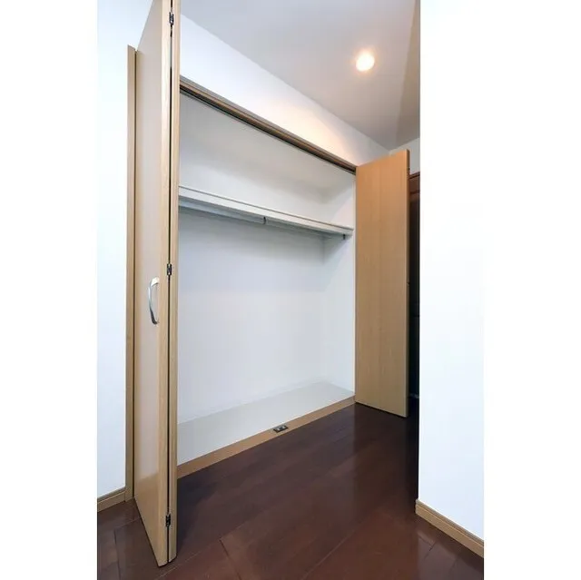 Residence Charmant Tsukishima - Interior - ["Fixture", "Wood", "Cabinetry"]