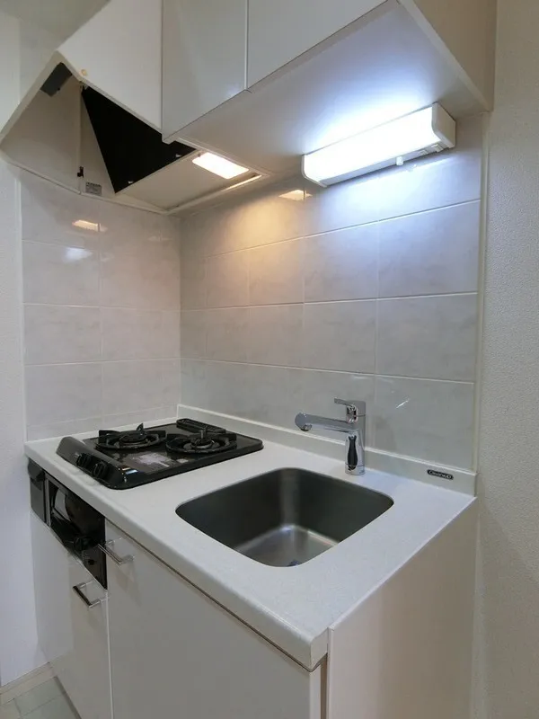 Cross Residence Kamata - Interior - ["Flooring", "Floor", "Plumbing fixture"]