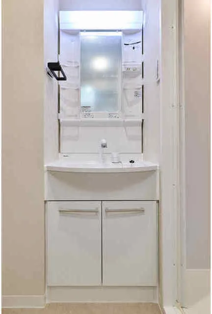 Milia Residence Ochanomizu - Interior - ["Plumbing fixture", "Glass", "Bathroom Sink"]