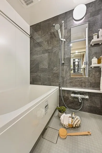 The Park Habio Kagurazaka Residence South - Interior - ["Bathroom", "Plumbing fixture", "Flooring"]