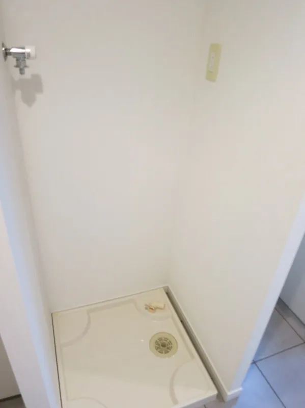 Monotono Monzen-Nakacho - Interior - ["Flooring", "Floor", "Tile Flooring"]