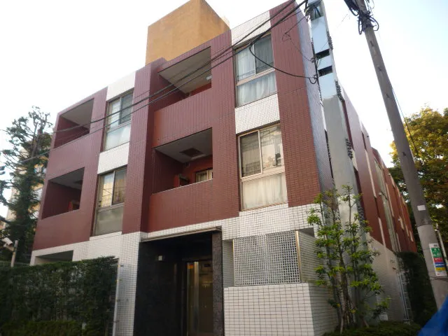 Prime Urban Shinjuku Naitomachi - Exterior - ["Sky", "Property", "Plant"]