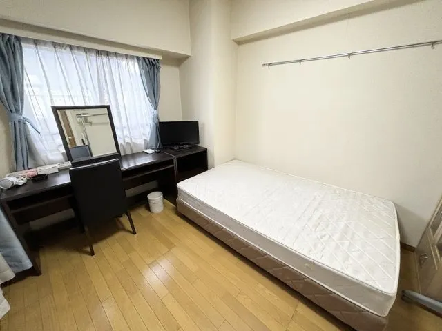 Dolce Kyobashi Ichibankan - Interior - ["Wood", "Furniture", "Flooring"]