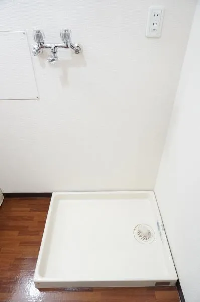 Heimrose - Interior - ["Flooring", "Floor", "Tile"]