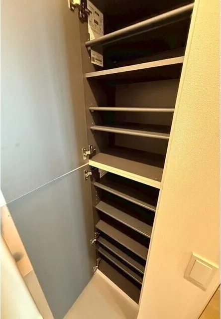 Project Kita-Shinjuku - Interior - ["Shelving", "Shelf", "Household hardware"]