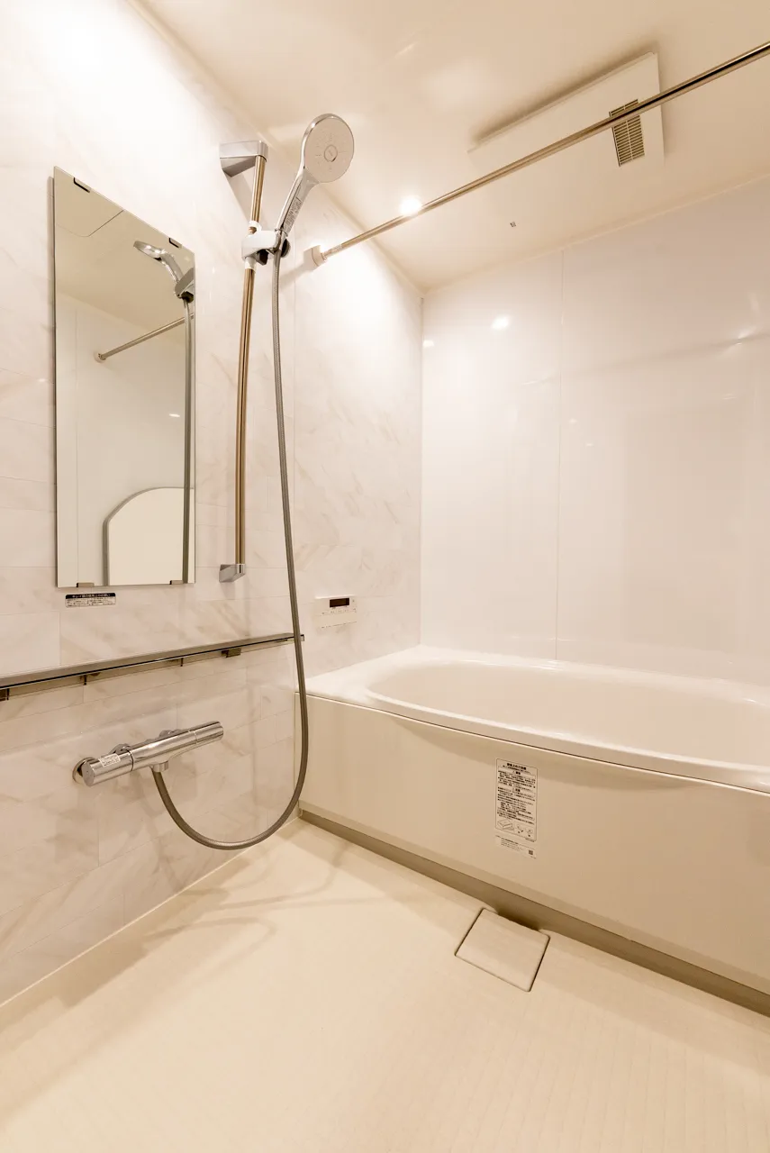 Platine Tamachi - Interior - ["Flooring", "Floor", "Interior design"]