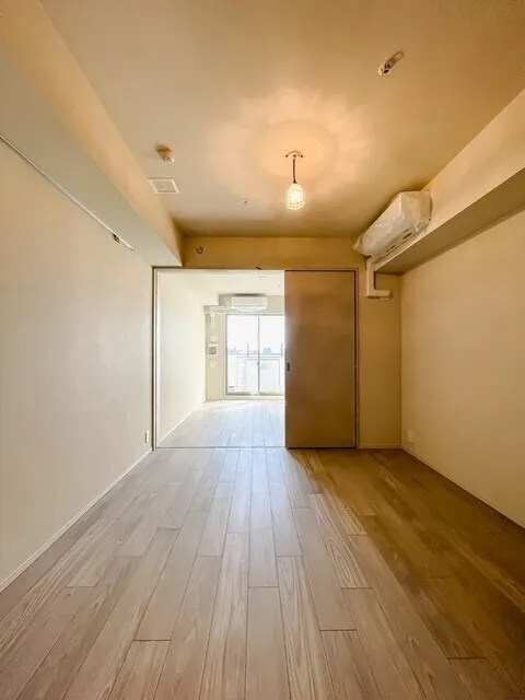 Royal Parks Ariake - Interior - ["Flooring", "Floor", "Wood"]