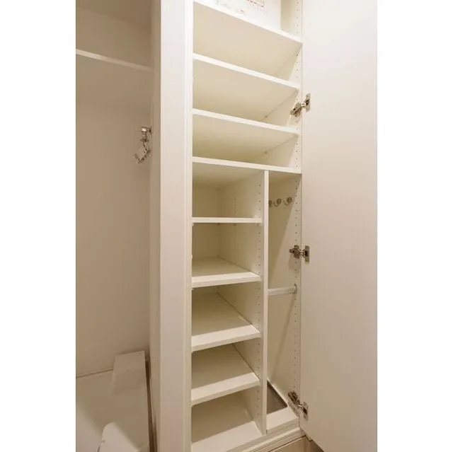 SUNIVAS Iidabashi - Interior - ["Property", "Shelf", "Wood"]