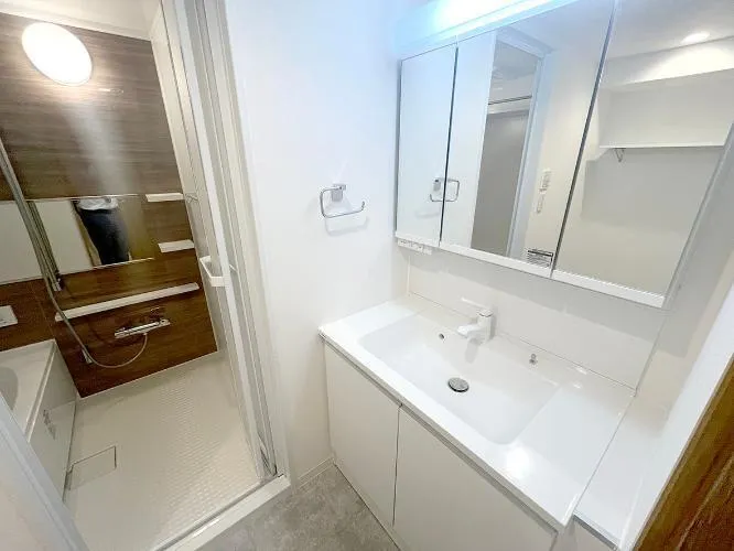 Champ de Village Room 102