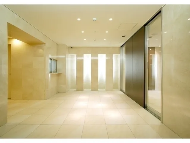 Comforia Nibancho - Exterior - ["Fixture", "Rectangle", "Hall"]