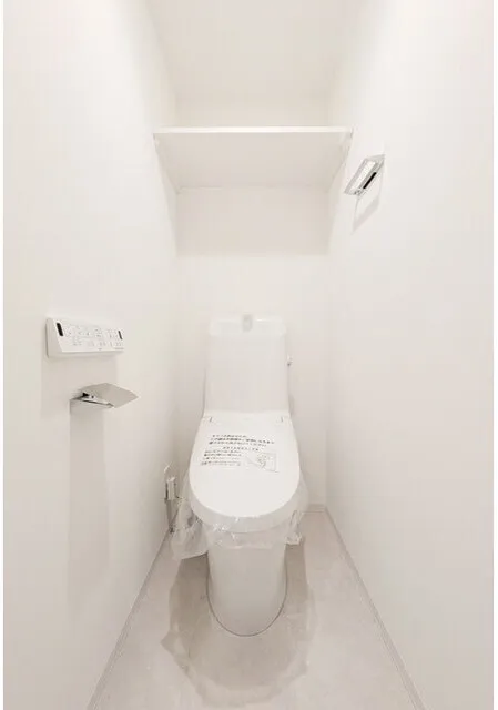 Grand Paseo Yoyogi Uehara II - Interior - ["Toilet seat", "Toilet", "Plumbing fixture"]