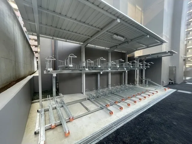 Wellis Urban Sumiyoshi West - Other - ["Metal", "Building material", "Steel"]