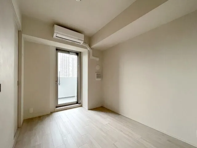 Royal Parks Ariake - Interior - ["Flooring", "Floor", "Ceiling"]