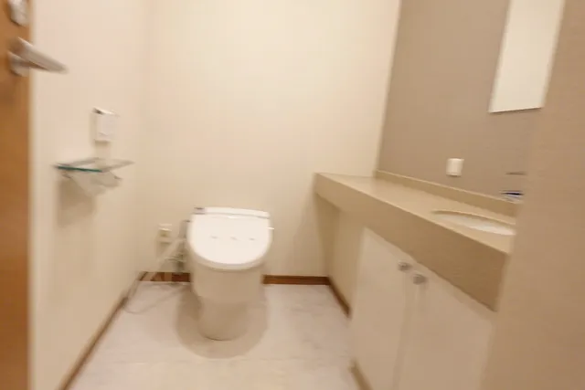 Garden Higashigaoka - Interior - ["Toilet seat", "Wall", "Flooring"]