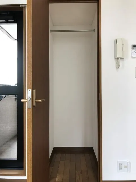 Patio Sangenjaya - Interior - ["Door", "Property", "Room"]