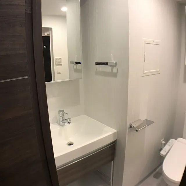 Prime Bliss Monzennakacho - Interior - ["Mirror", "Bathroom sink", "Property"]