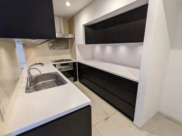 Fukasawa Space 9 - Interior - ["Kitchen", "Countertop", "Flooring"]
