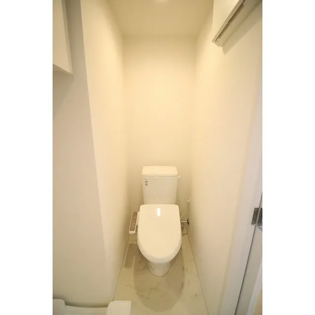 Comforia Fudomae - Interior - ["Property", "Toilet", "Plumbing fixture"]