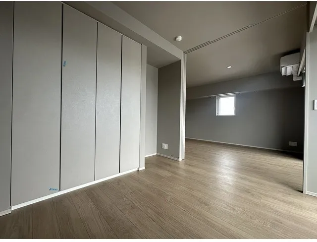 Baus Flats Kuramae - Interior - ["Flooring", "Floor", "Wood"]