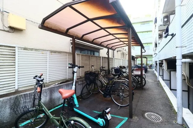 Prime Ikebukuro - Other - ["Bicycle tire", "Bicycle", "Bicycle frame"]