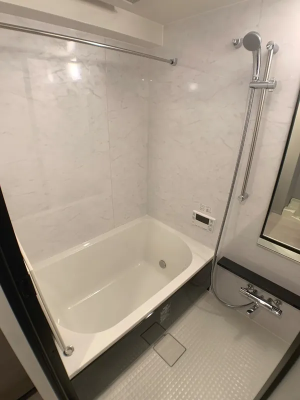 Prime Urban Asakusa Terrace - Interior - ["Bathroom", "Plumbing fixture", "Flooring"]
