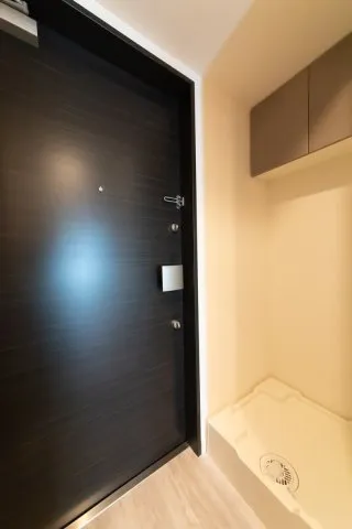 Proud Flat Ryogoku East - Interior - ["Wood", "Flooring", "Floor"]