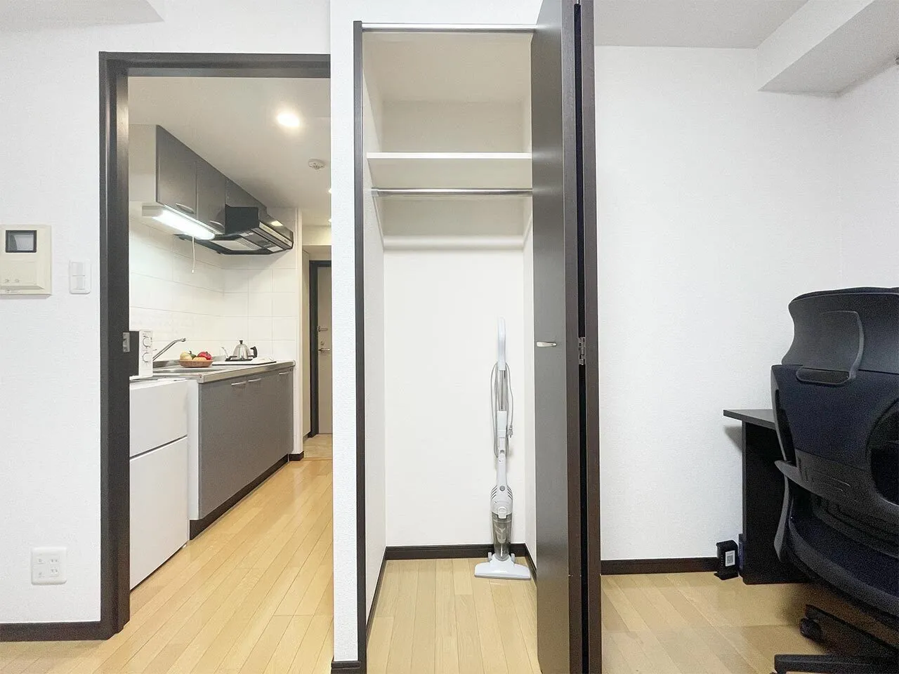 Mynavi STAY Miraie Higashi Yaesu - Interior - ["Flooring", "Interior design", "Floor"]