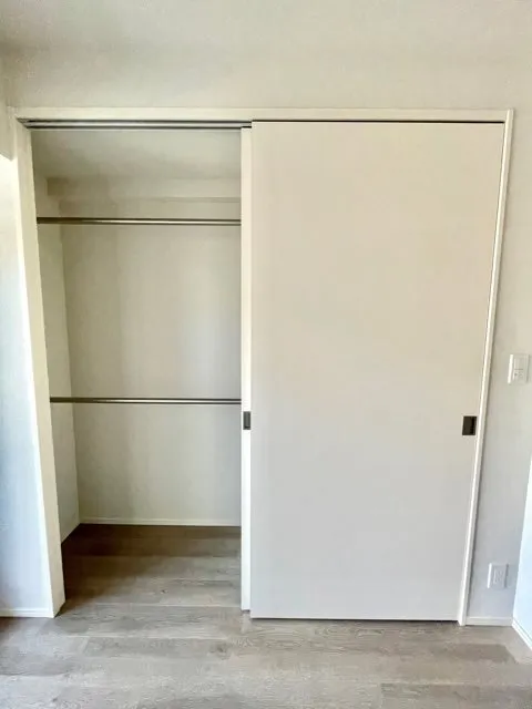 RESIDIA Monzen-Nakacho Place - Interior - ["Floor", "Flooring", "Door"]