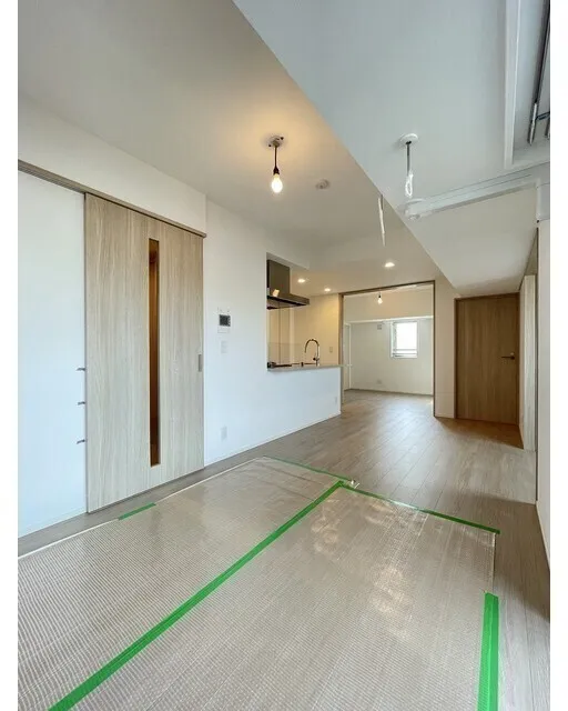 Stylio Kamata West - Interior - ["Flooring", "Floor", "Ceiling"]